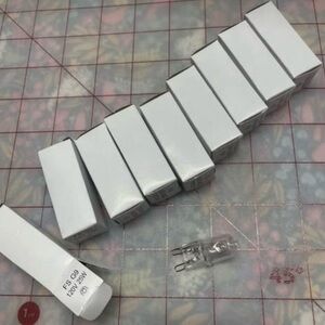 FS G9 120V 25W Halogen Light Bulbs (9 Pcs) 2 Prong